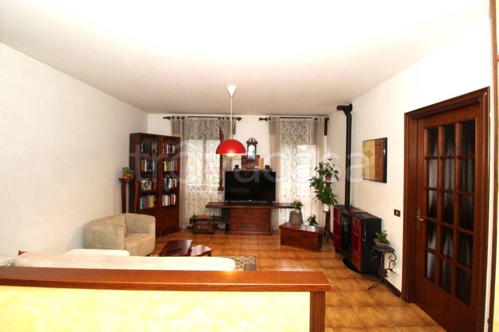 appartamento in vendita a Sarego in zona Meledo