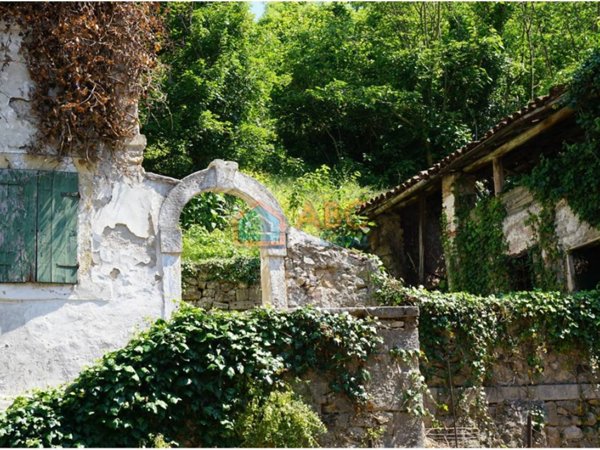 casa indipendente in vendita a Sarego
