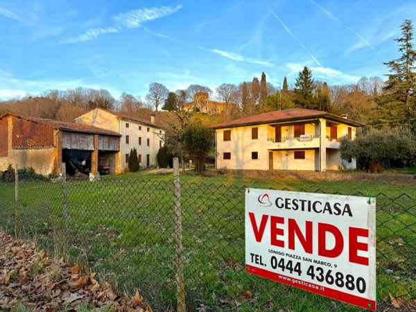 casa indipendente in vendita a Sarego