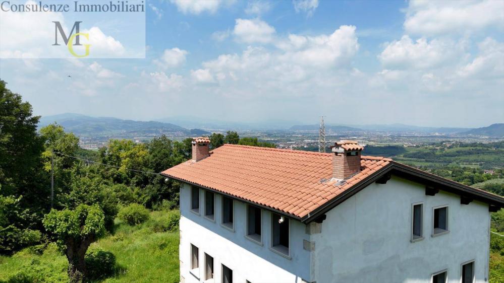 casa indipendente in vendita a Sarego