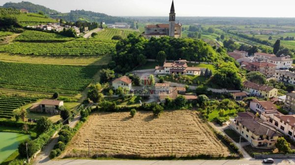 terreno edificabile in vendita a Sarego