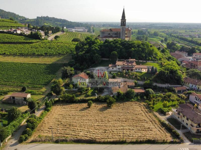 terreno edificabile in vendita a Sarego