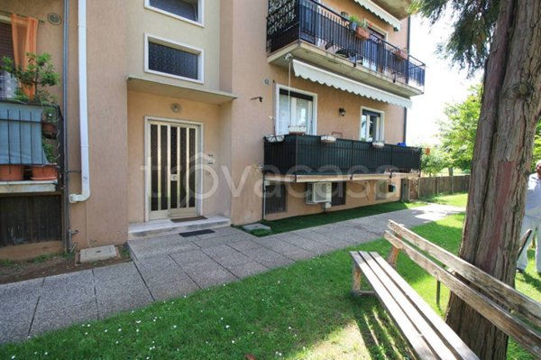 appartamento in vendita a Sarego in zona Monticello di Fara