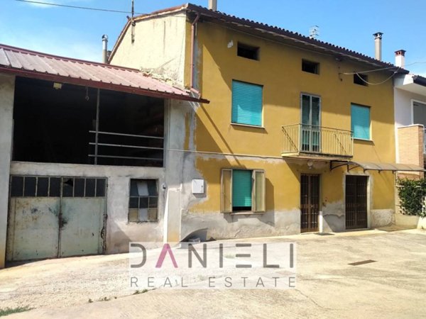 casa indipendente in vendita a Sarego