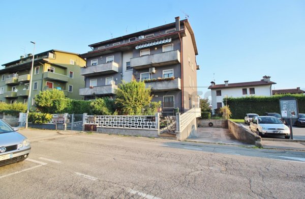 appartamento in vendita a Sarego in zona Monticello di Fara