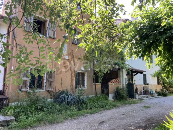 casa indipendente in vendita a Sarego