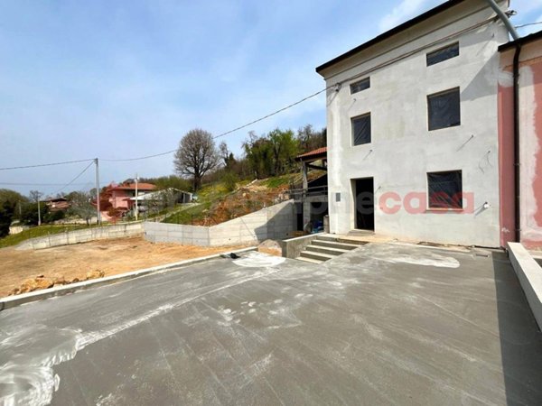 casa indipendente in vendita a Sarego