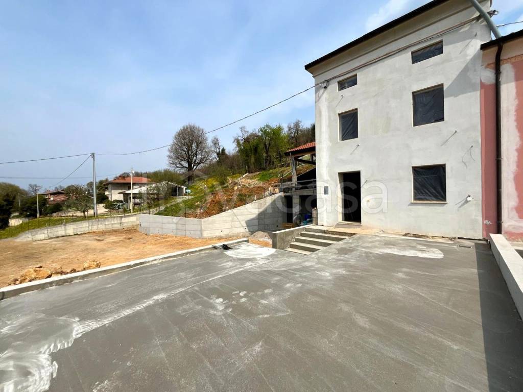 casa indipendente in vendita a Sarego