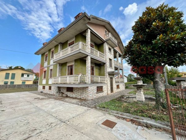 casa indipendente in vendita a Sarego in zona Meledo