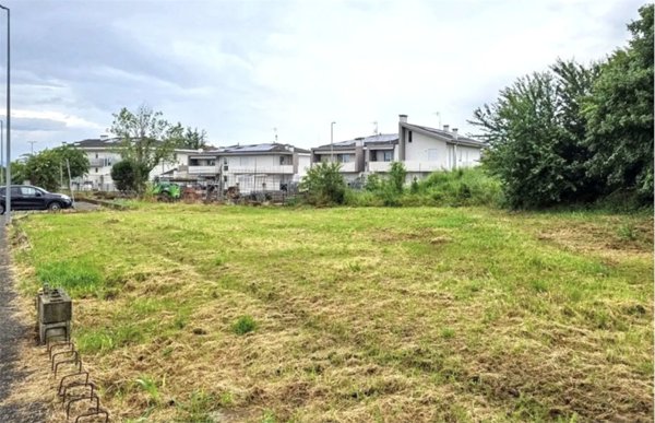 terreno edificabile in vendita a Sarego in zona Meledo