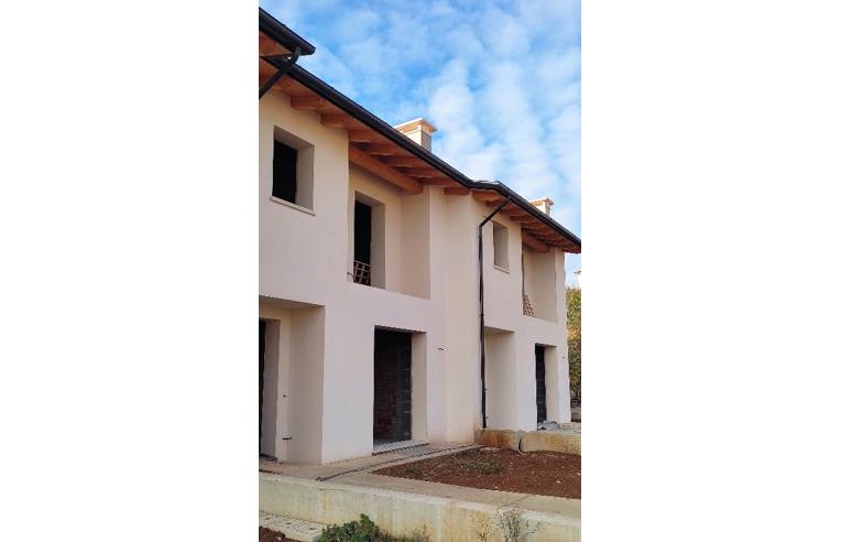 casa indipendente in vendita a Sarego in zona Meledo Alto