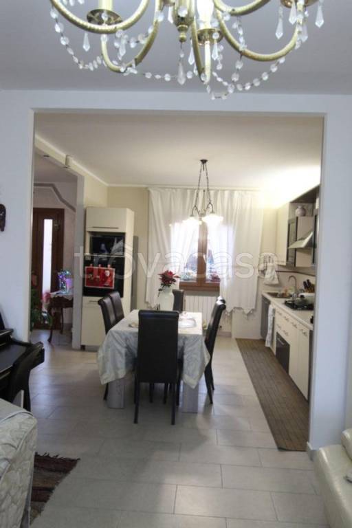 casa indipendente in vendita a Sarego in zona Monticello di Fara