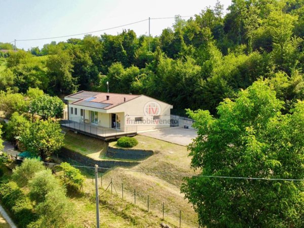 casa indipendente in vendita a Sarego