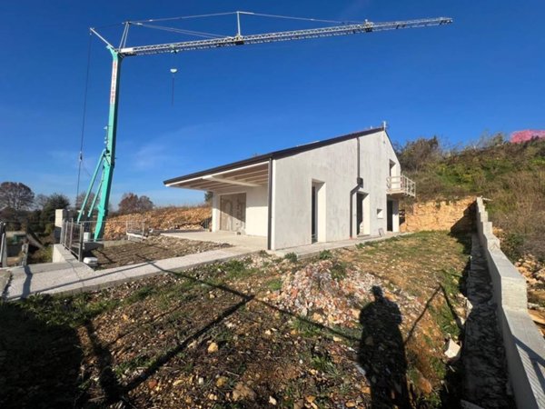 casa indipendente in vendita a Sarego in zona Meledo