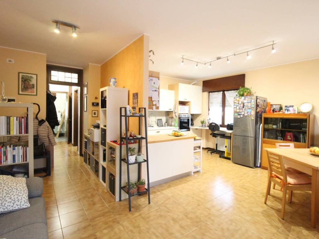 appartamento in vendita a Sarego in zona Monticello di Fara