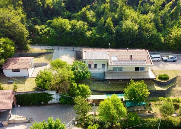 casa indipendente in vendita a Sarego