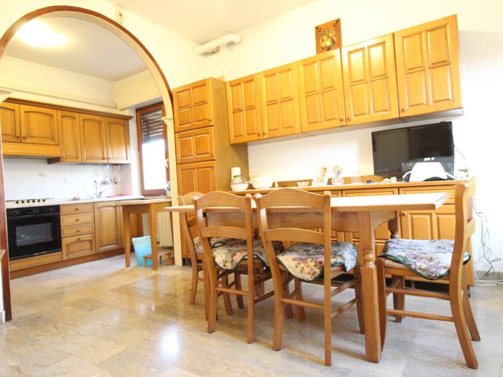 casa indipendente in vendita a Sarego in zona Monticello di Fara