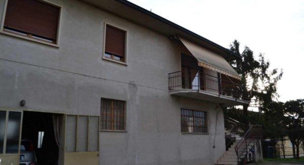 casa indipendente in vendita a Sarego