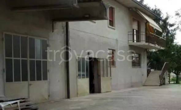 appartamento in vendita a Sarego in zona Monticello di Fara