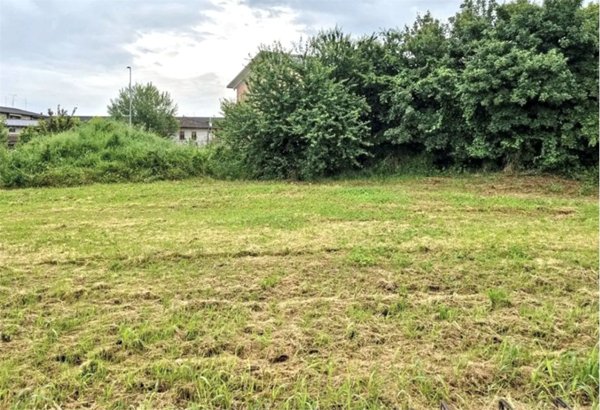 terreno edificabile in vendita a Sarego in zona Meledo