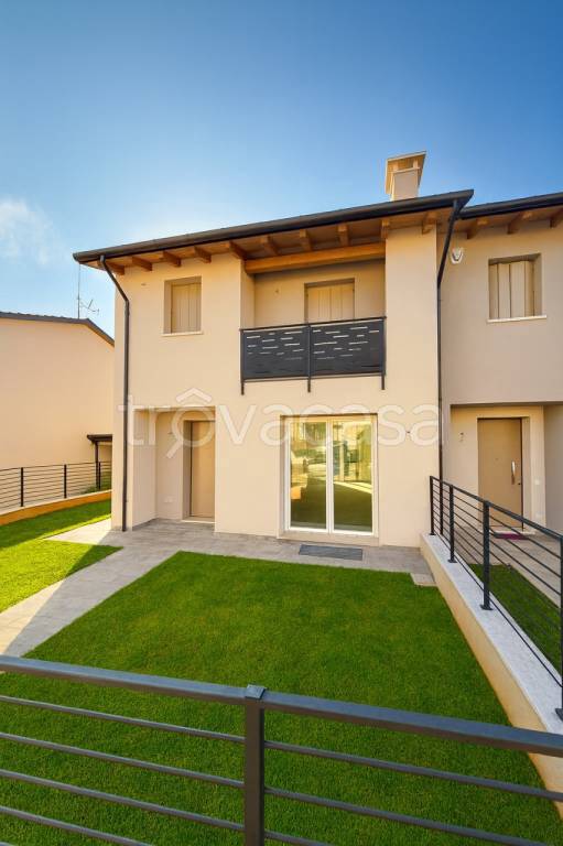 casa indipendente in vendita a Sarego in zona Meledo