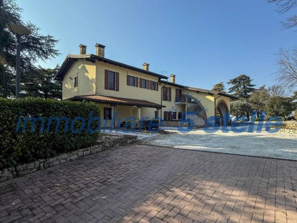 casa indipendente in vendita a Sarego