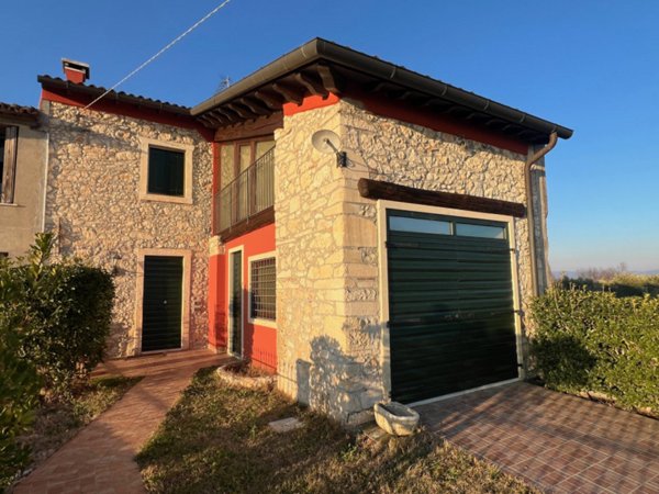 casa indipendente in vendita a Sarego in zona Meledo