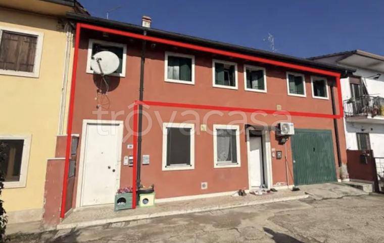 appartamento in vendita a Sarego in zona Monticello di Fara