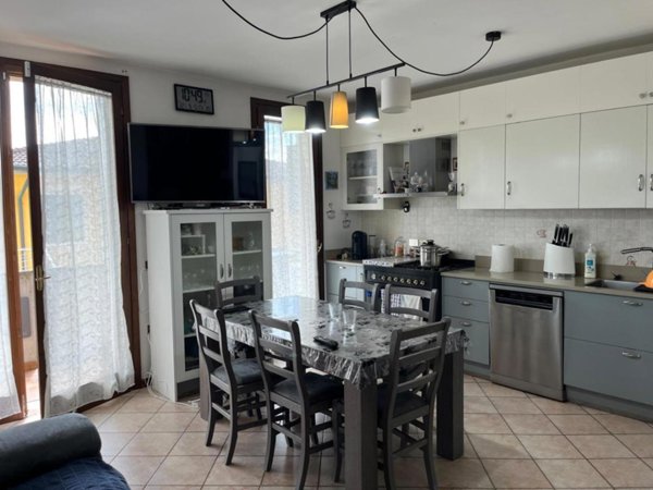 appartamento in vendita a Schiavon in zona Longa