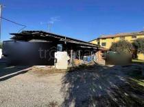 negozio in vendita a Schiavon