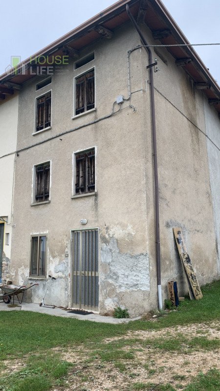 casa semindipendente in vendita a Schio in zona Magrè