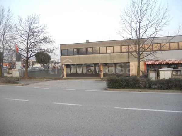 negozio in vendita a Schio in zona Vegri
