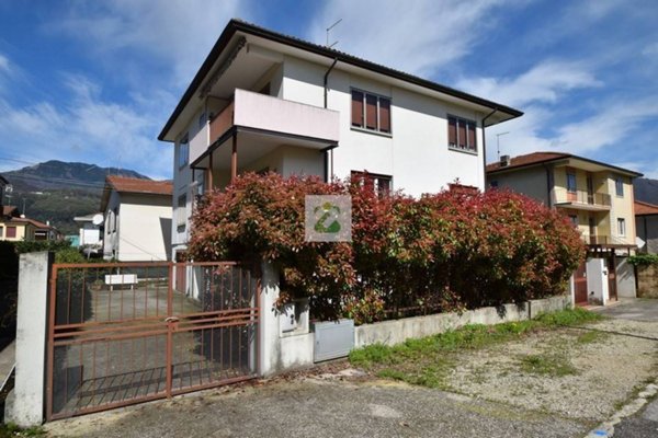 appartamento in vendita a Schio in zona Santa Croce