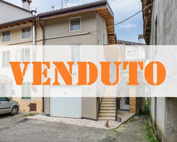 casa indipendente in vendita a Schio in zona Poleo