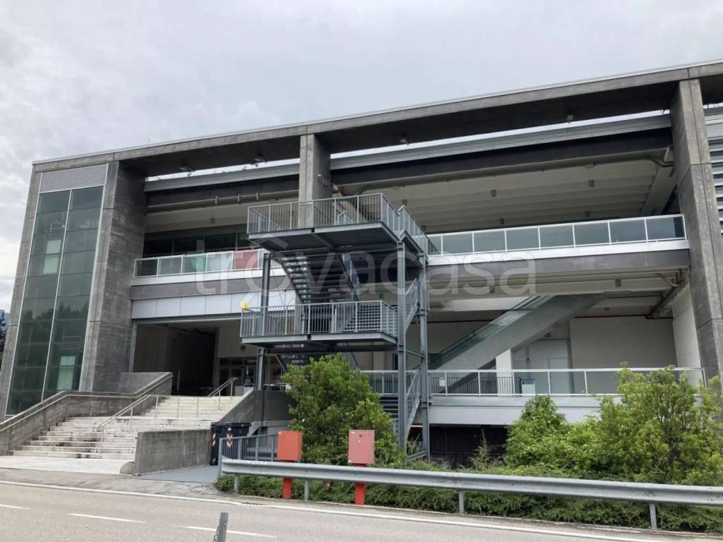 negozio in vendita a Schio