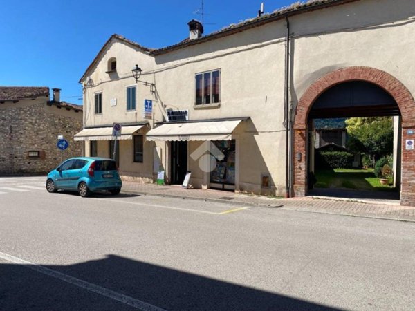appartamento in vendita a Schio in zona Magrè