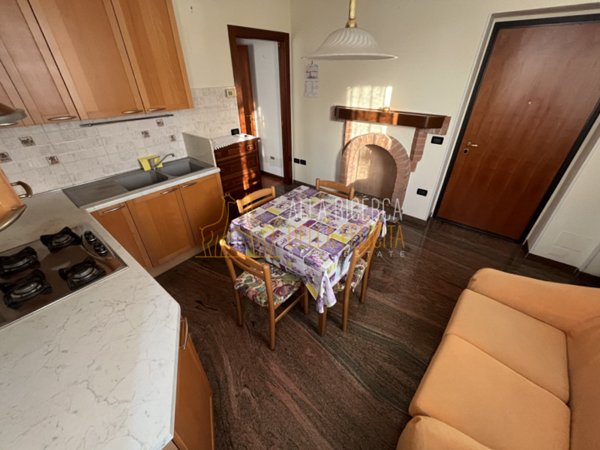 appartamento in vendita a Schio in zona Magrè