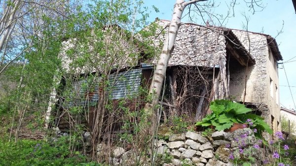 casale in vendita a Schio in zona Tretto