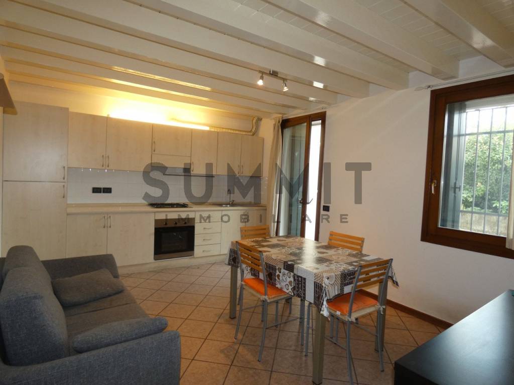 appartamento in vendita a Schio