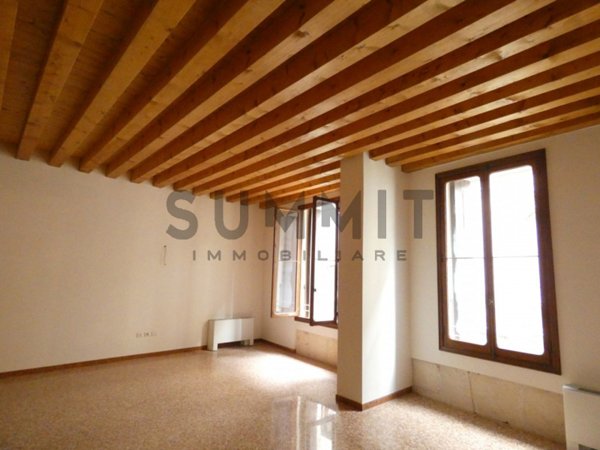 appartamento in vendita a Schio