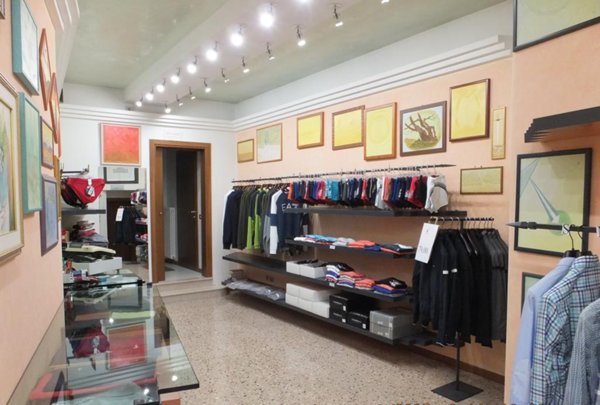 negozio in vendita a Schio