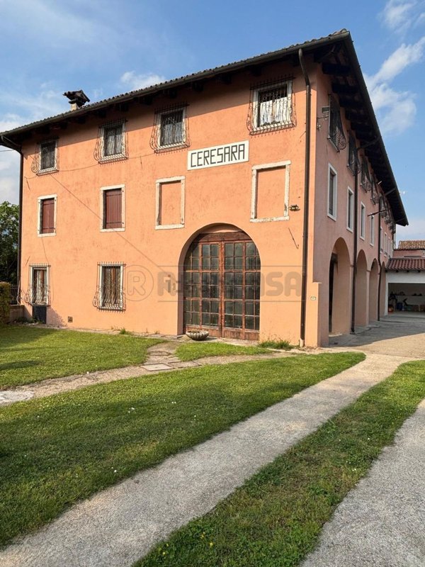 appartamento in vendita a Schio
