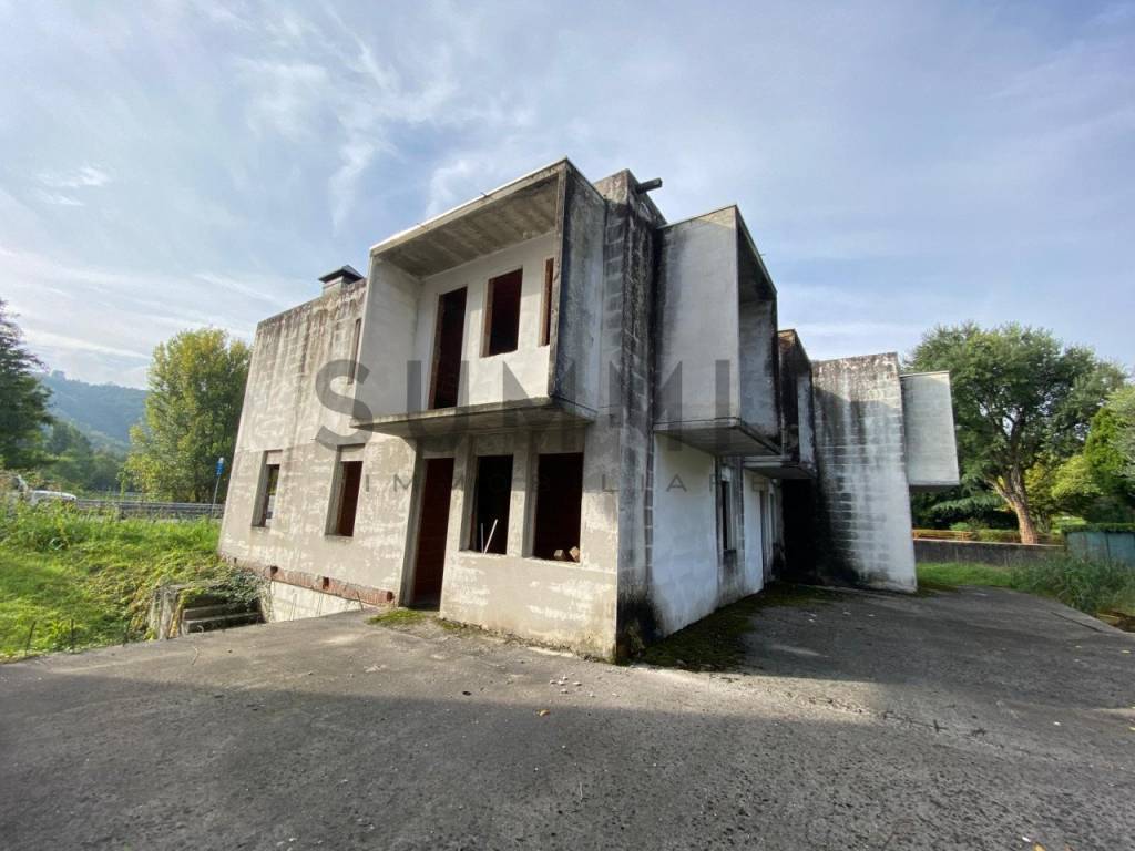 terreno edificabile in vendita a Schio