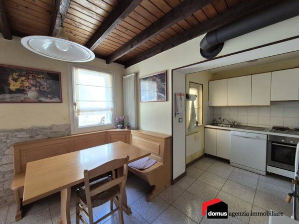 casa indipendente in vendita a Schio in zona Giavenale