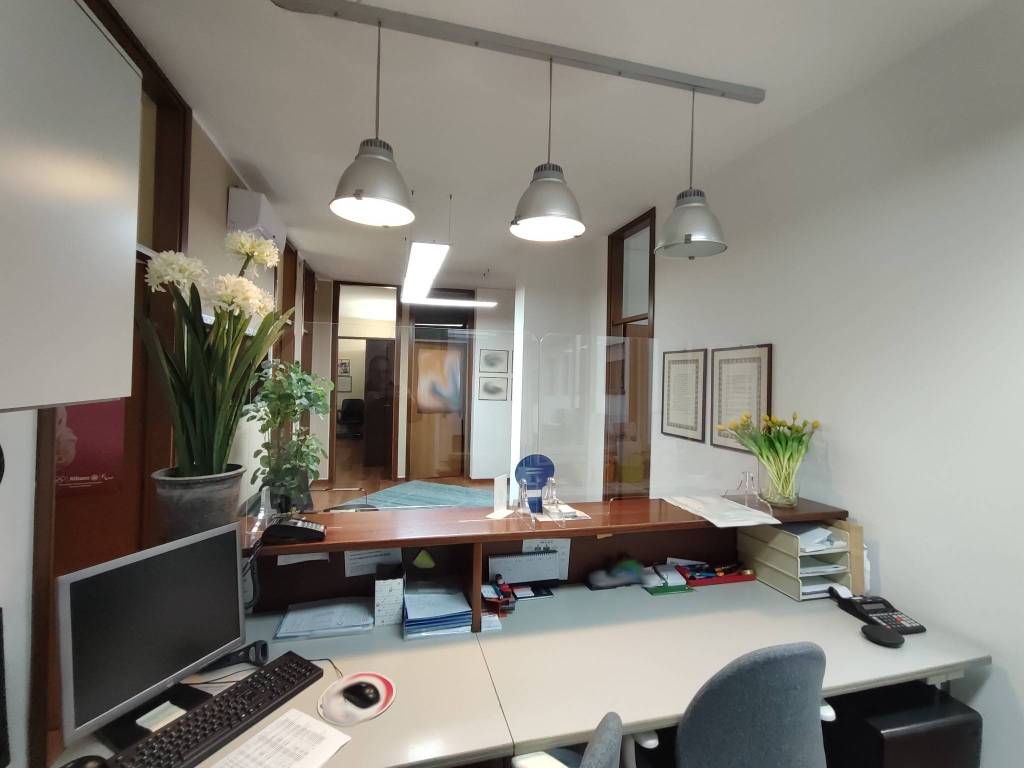 ufficio in vendita a Schio