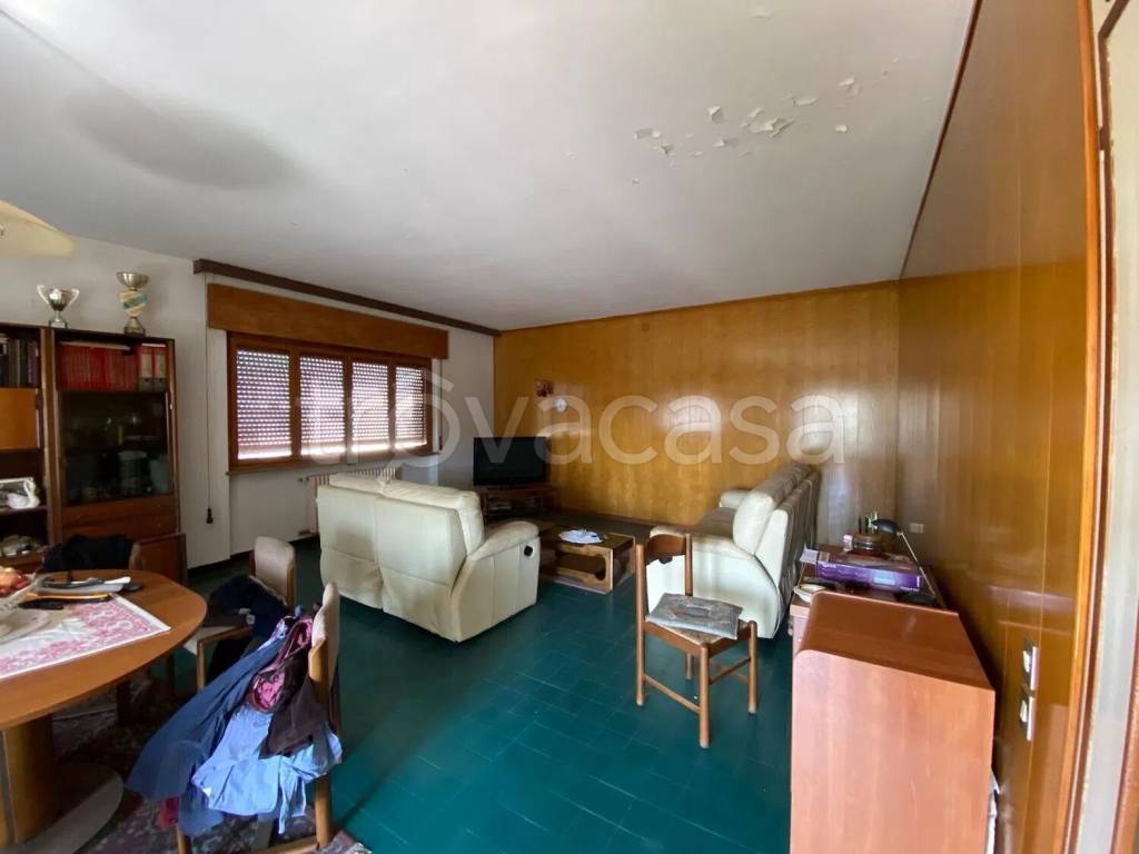 casa indipendente in vendita a Schio