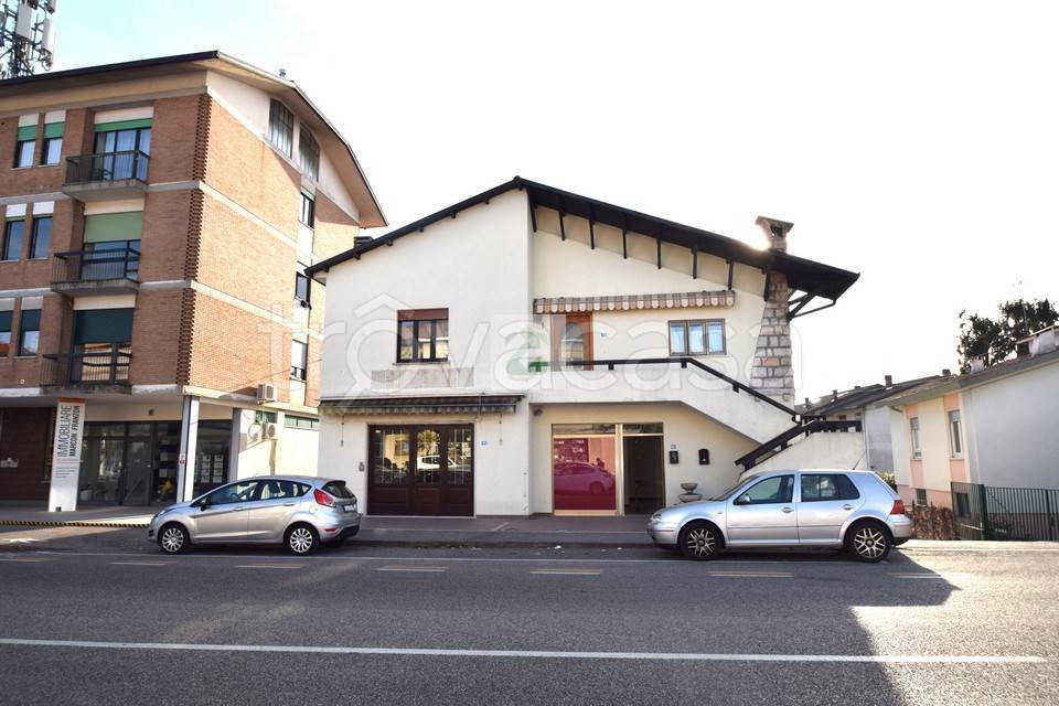 casa indipendente in vendita a Schio