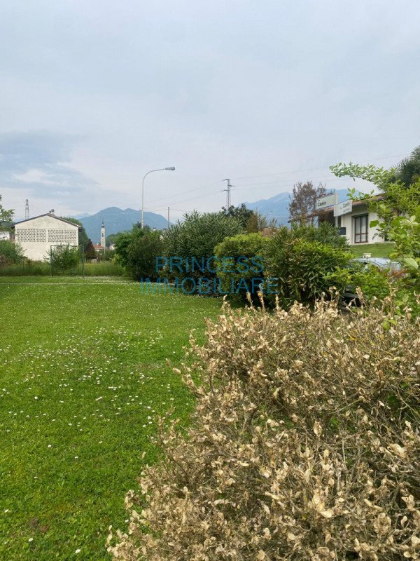 appartamento in vendita a Schio in zona Magrè