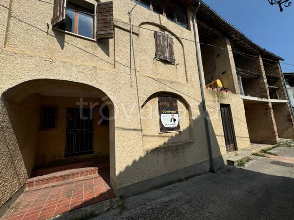 locale di sgombero in vendita a Schio