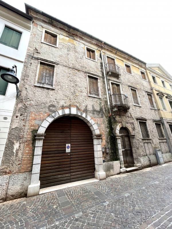 intera palazzina in vendita a Schio